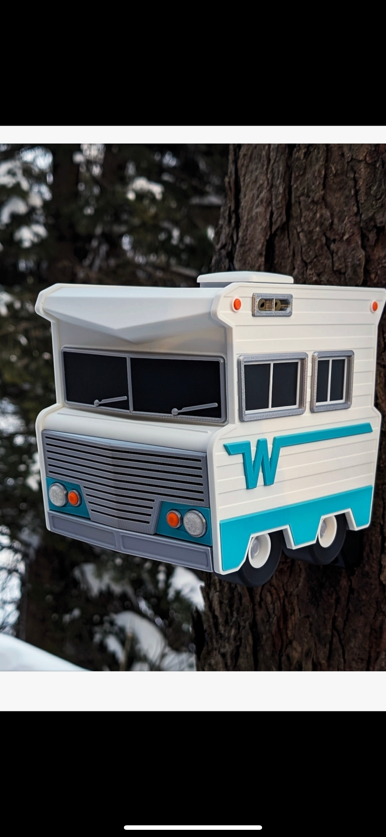 Winnebago bird house